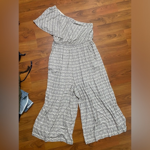 MAEVE one shoulder ruffle wide leg cropped jumpsuit comfort leisure pants Small - Picture 4 of 8